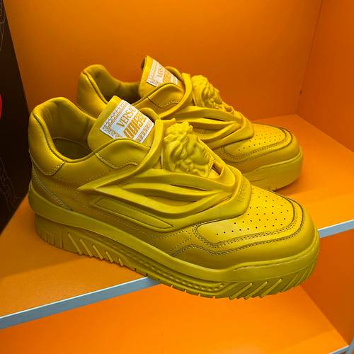 Picture of Versace Shoes Men _SKUfw120243728fw